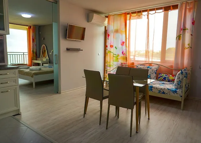 Grace - Port * Tsarevo