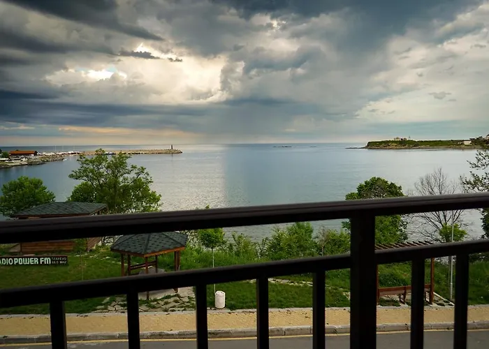 Grace - Port Lägenhet Tsarevo